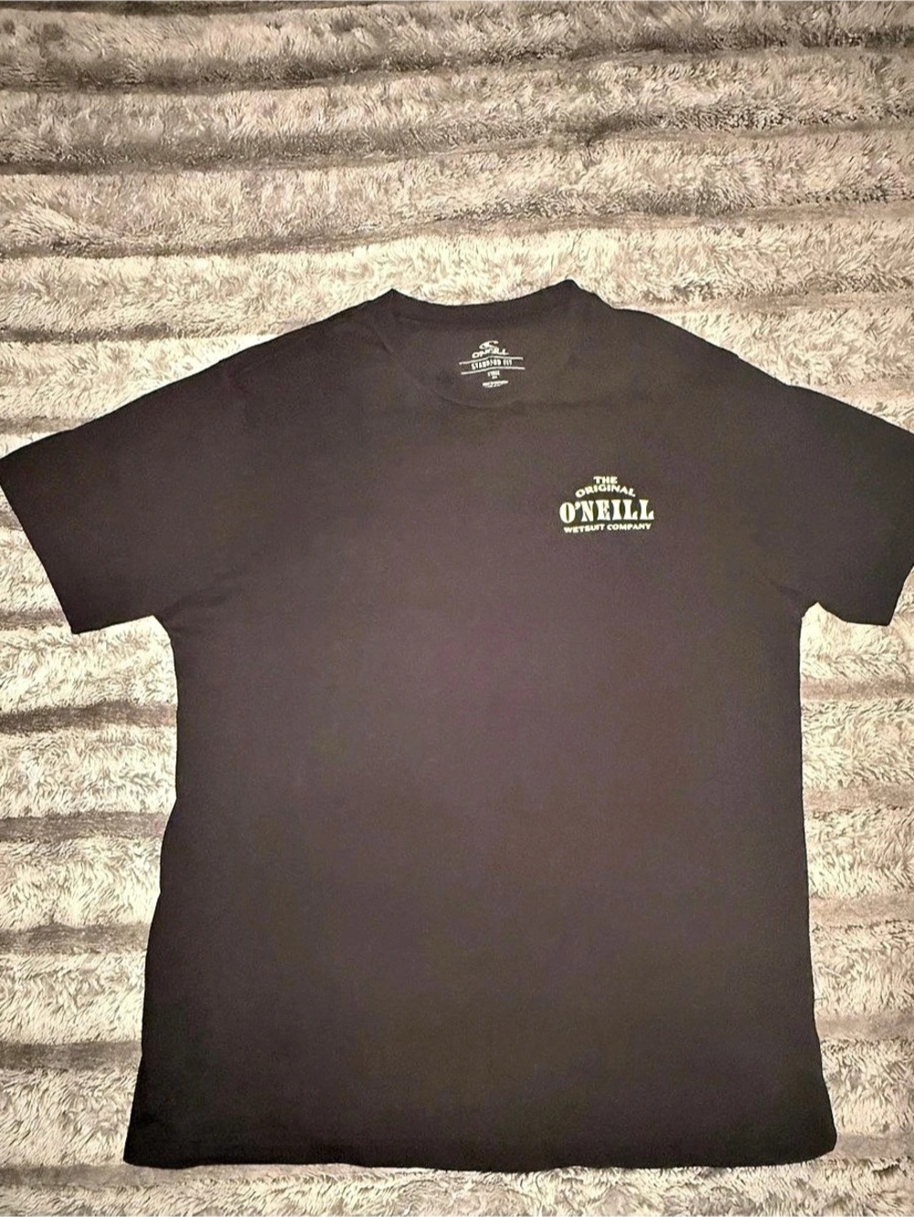 O'Neill Standard Fit Tee Short Sleeve Tee in Black Size Large Like New